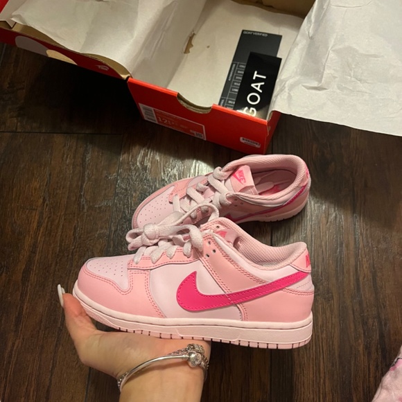 Never worn Triple Pink Nike Dunks - Picture 4 of 4